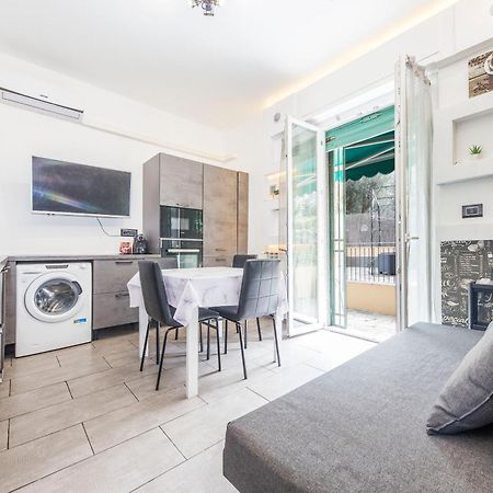 Due Passi Dal Mare Apartment เจนัว ภายนอก รูปภาพ