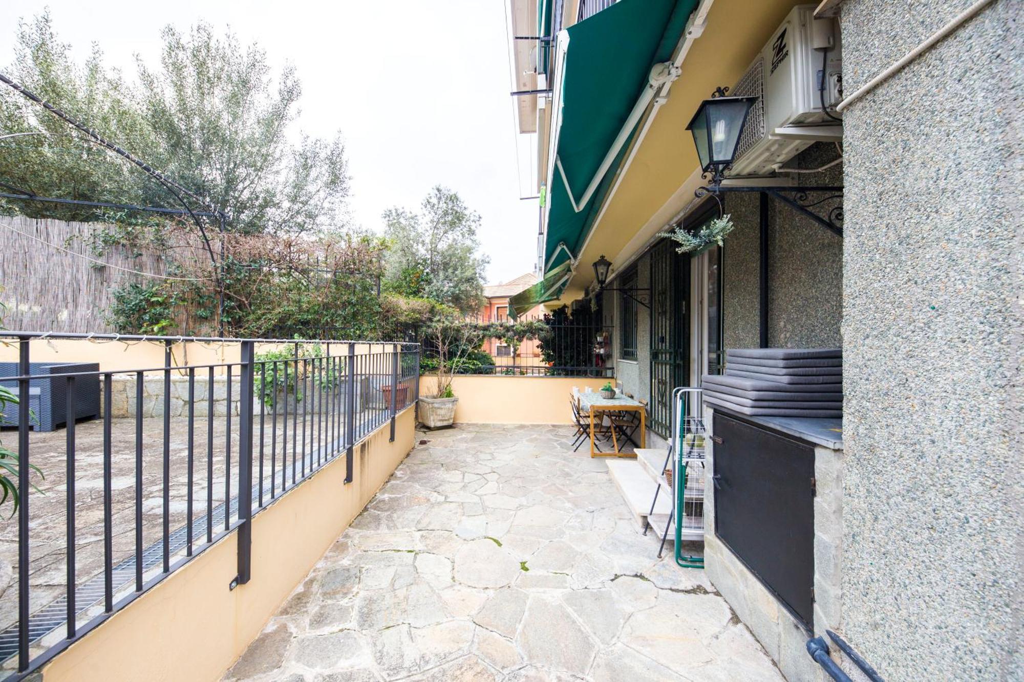 Due Passi Dal Mare Apartment เจนัว ภายนอก รูปภาพ